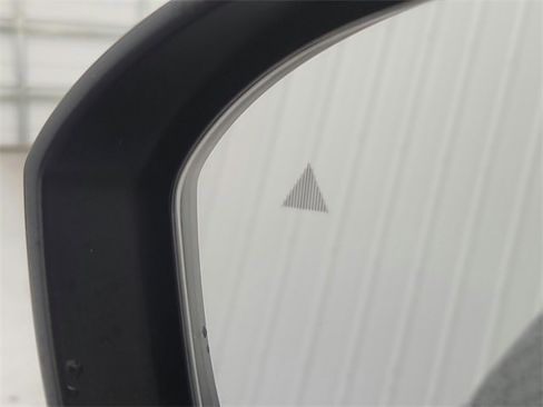 Used 2023 Nissan Rogue SV w/ SV Premium Package image 66