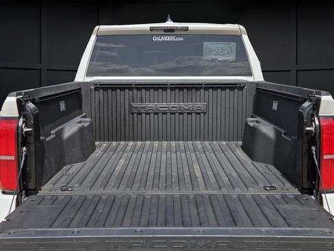 Used 2024 Toyota Tacoma TRD Off-Road AWD/4WD image 10