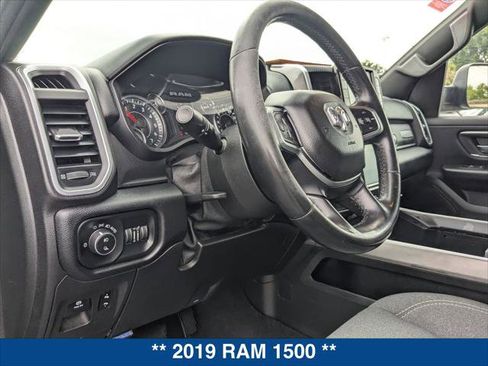 Used 2019 RAM 1500 Big Horn RWD image 12