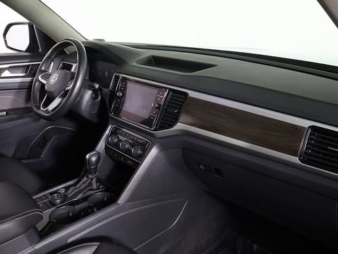 Used 2022 Volkswagen Atlas SE image 28