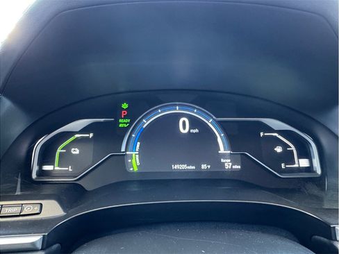 Used 2018 Honda Clarity Plug-In Hybrid image 15