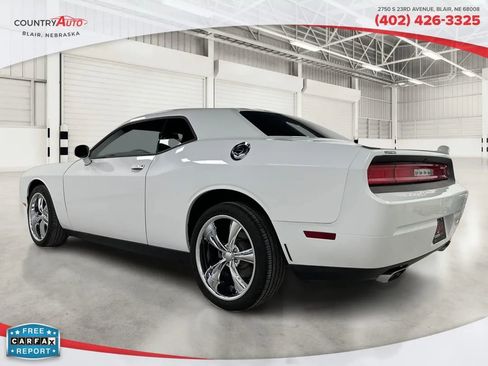 Used 2014 Dodge Challenger SXT w/ Sound Group image 3