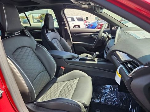 New 2026 Cadillac CT5 V w/ Technology Package AWD/4WD image 17