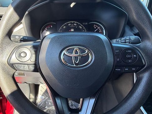 Used 2023 Toyota RAV4 XLE image 22