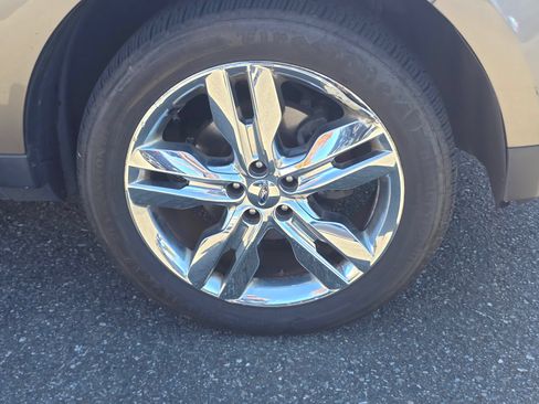 Used 2013 Ford Edge SEL AWD/4WD image 9