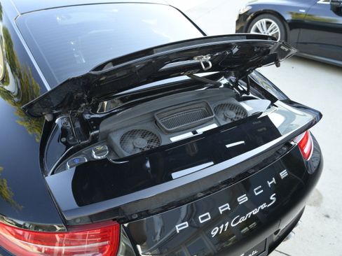 Used 2013 Porsche 911 Carrera S image 33