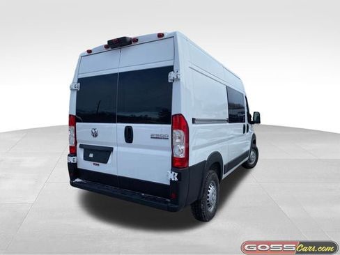 New 2026 RAM ProMaster 2500 w/ Premium Convenience Group image 3