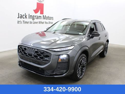 New 2026 Audi Q3 quattro 2.0T AWD/4WD image 1