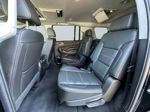 Used 2020 GMC Yukon XL Denali w/ Open Road Package AWD/4WD image 13