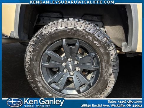 Used 2022 Chevrolet Colorado ZR2 w/ ZR2 Dusk Special Edition AWD/4WD image 23