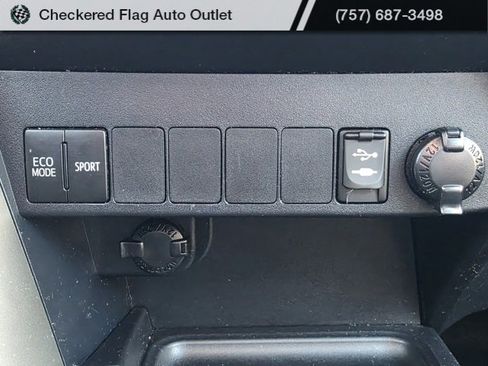 Used 2014 Toyota RAV4 XLE image 36