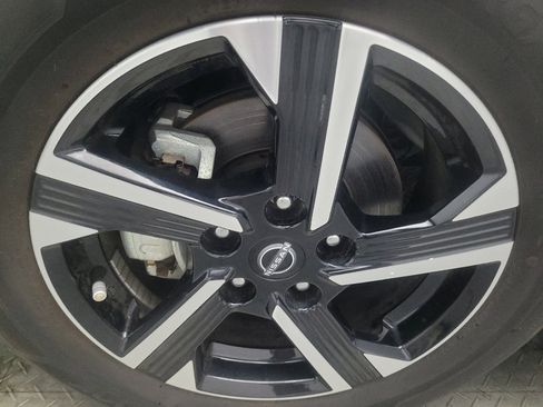 Used 2024 Nissan Sentra SV FWD image 31