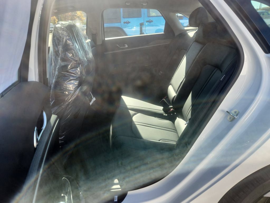New 2026 Kia K5 EX FWD image 10