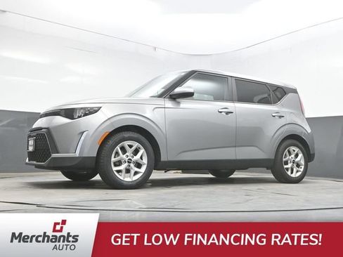 Used 2023 Kia Soul LX w/ Option Group 015 FWD image 44