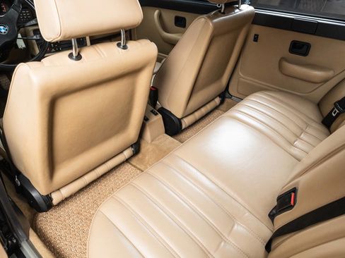 Used 1988 BMW M5 image 68