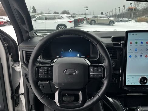 Used 2023 Ford F150 Lightning Platinum image 23