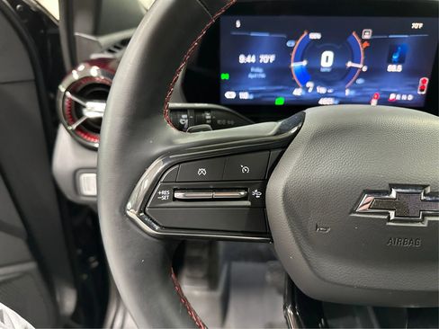 Used 2025 Chevrolet Blazer EV RS AWD/4WD image 33