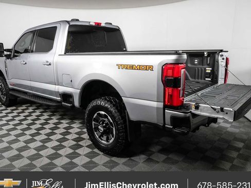 Used 2024 Ford F350 Platinum w/ Tremor Off-Road Package AWD/4WD image 32