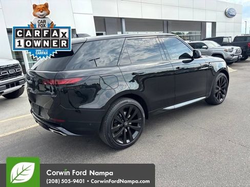 Used 2025 Land Rover Range Rover Sport Dynamic SE AWD/4WD image 4