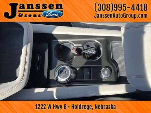 New 2025 Ford Explorer Active w/ Active Comfort Package image 18