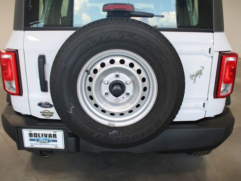 New 2025 Ford Bronco 4-Door image 51