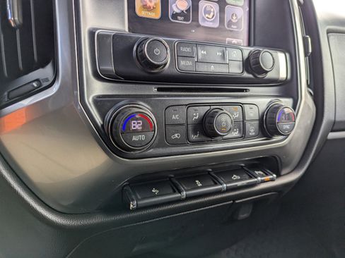 Used 2018 Chevrolet Silverado 1500 LT w/ All Star Edition image 24