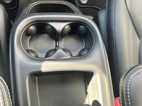 New 2026 Chrysler Voyager LX image 29