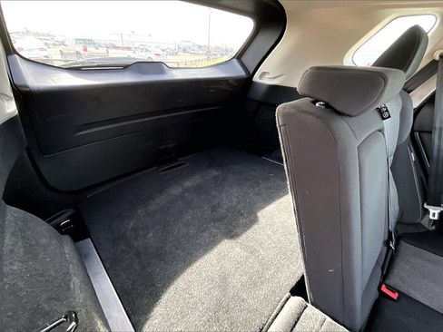 Used 2025 Nissan Rogue SV image 26