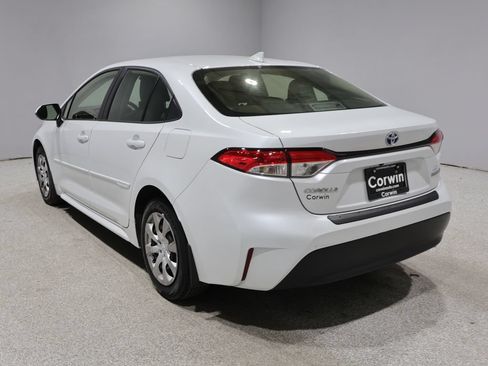 Used 2024 Toyota Corolla LE FWD image 6