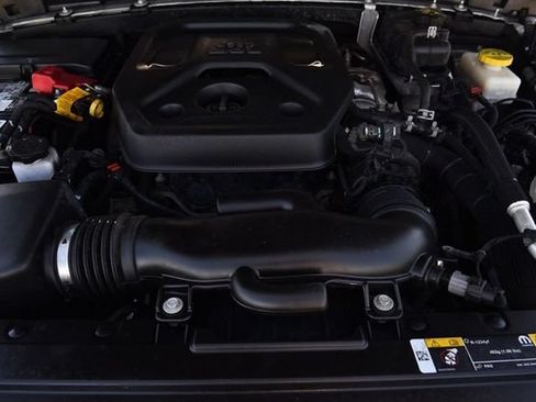 Used 2023 Jeep Wrangler Unlimited Sport AWD/4WD image 25
