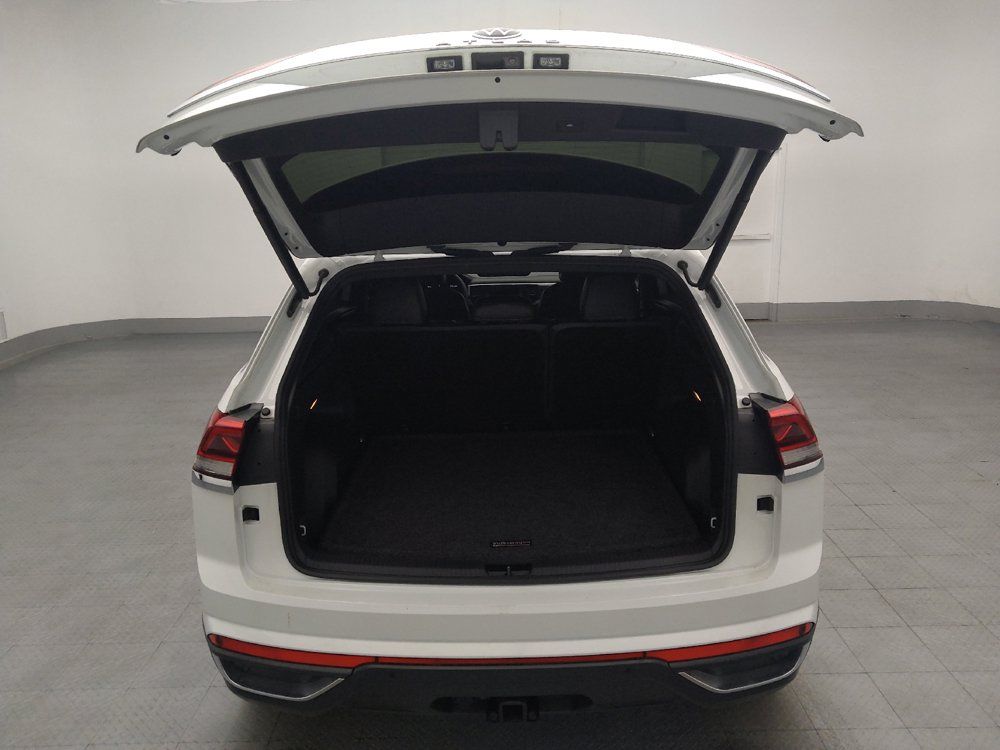 Used 2023 Volkswagen Atlas Cross Sport SE FWD image 29