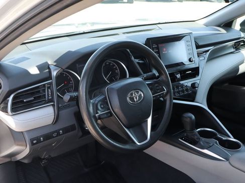 Used 2021 Toyota Camry LE FWD image 20