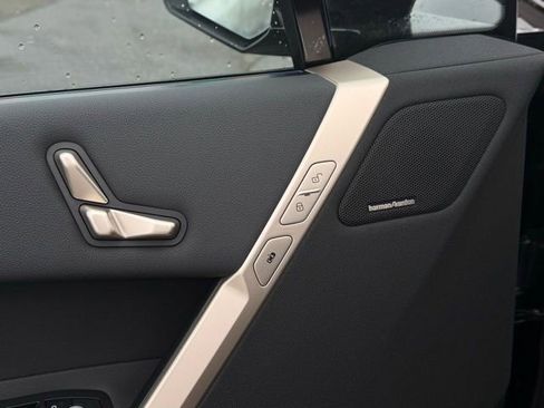 New 2026 BMW iX xDrive60 image 14