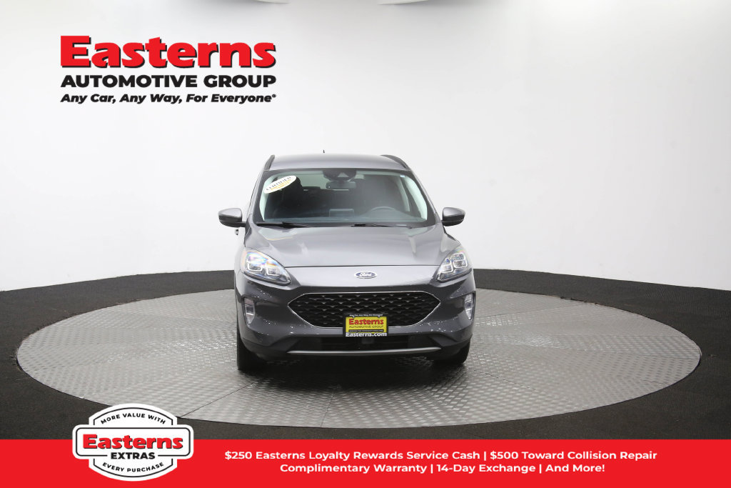 Used 2021 Ford Escape Titanium AWD/4WD image 54