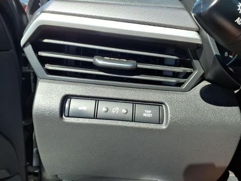 Used 2024 Nissan Altima 2.5 SR FWD image 12
