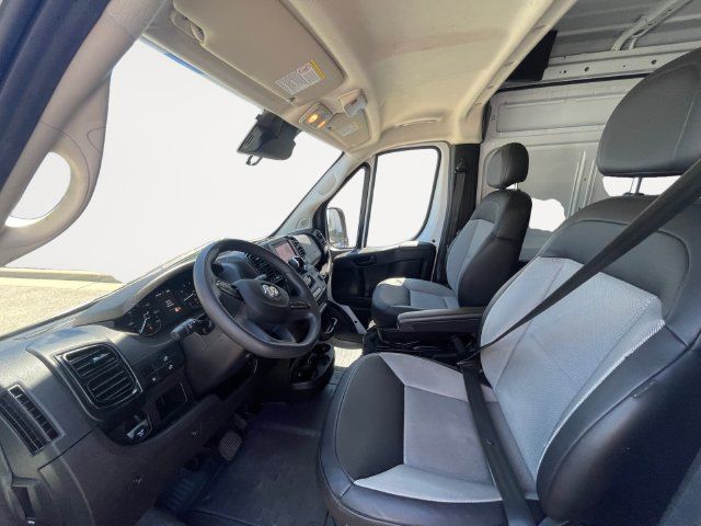 Used 2025 RAM ProMaster 2500 w/ Convenience Group FWD image 9