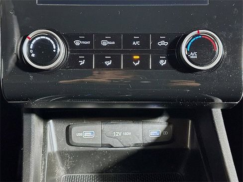 Used 2023 Hyundai Santa Cruz SEL image 16