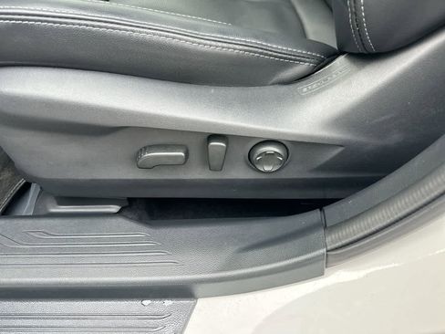 Certified 2025 Subaru Outback Touring image 22