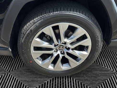 Used 2023 Toyota RAV4 XLE Premium AWD/4WD image 9