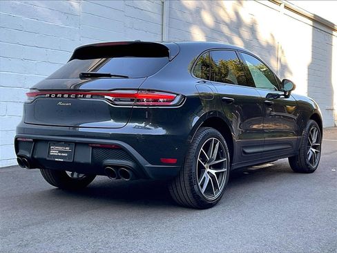 Certified 2025 Porsche Macan image 17