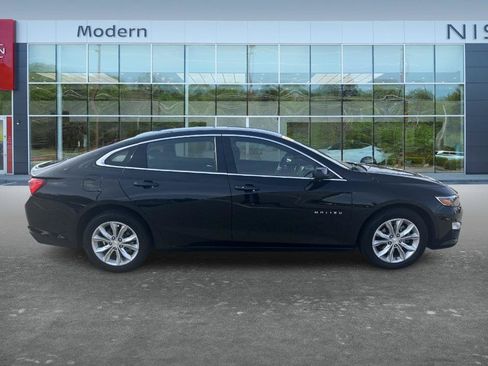 Used 2025 Chevrolet Malibu LT FWD image 5