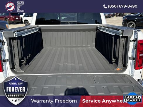 Used 2025 RAM 1500 Limited image 34