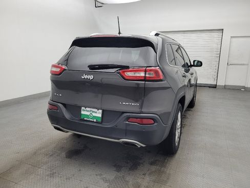 Used 2018 Jeep Cherokee Limited image 7