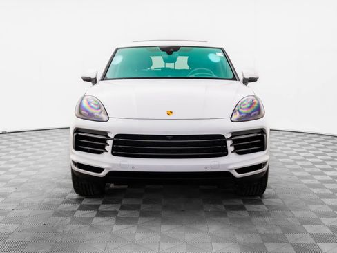 Certified 2022 Porsche Cayenne Platinum Edition image 9
