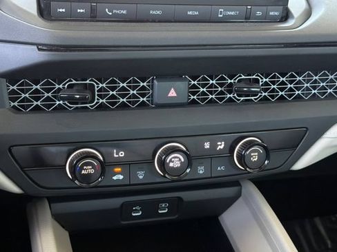Certified 2023 Honda Accord LX image 24