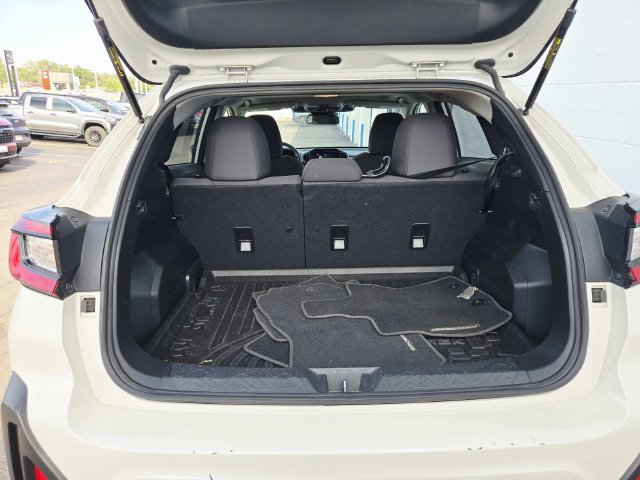 Used 2025 Subaru Crosstrek 2.5i Premium AWD/4WD image 11