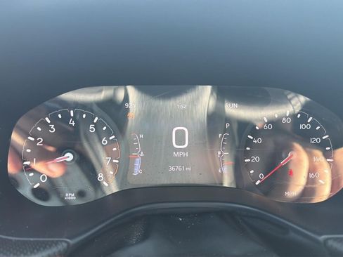 Used 2025 Jeep Compass Trailhawk AWD/4WD image 18