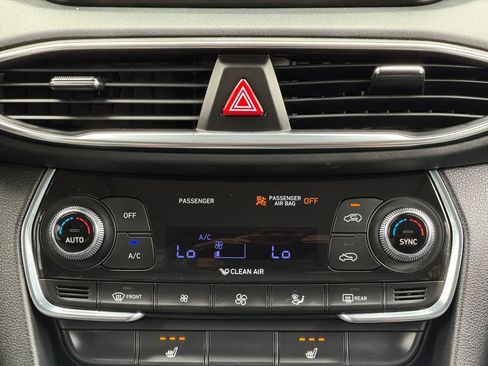Used 2020 Hyundai Santa Fe SEL FWD image 13
