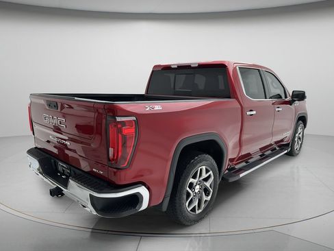 Used 2022 GMC Sierra 1500 SLT w/ SLT Premium Plus Package AWD/4WD image 7