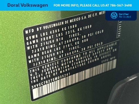 Used 2025 Volkswagen Taos SE image 29